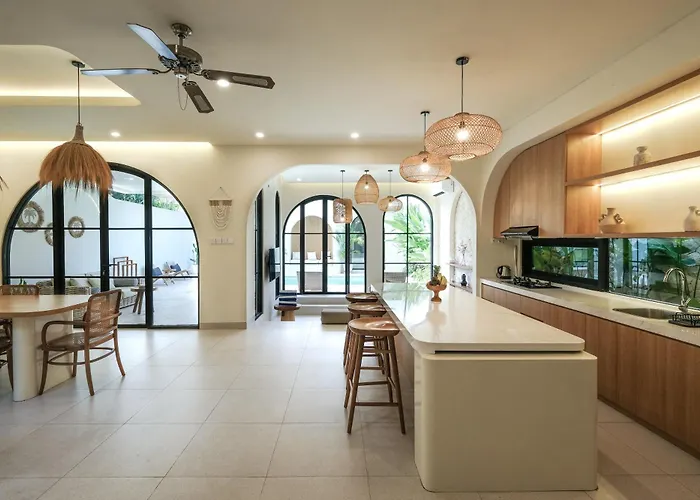 Balmoral Villa