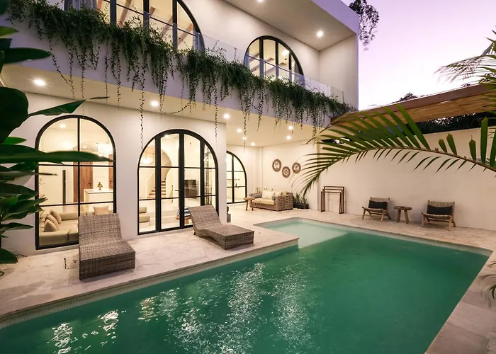 Balmoral Villa *